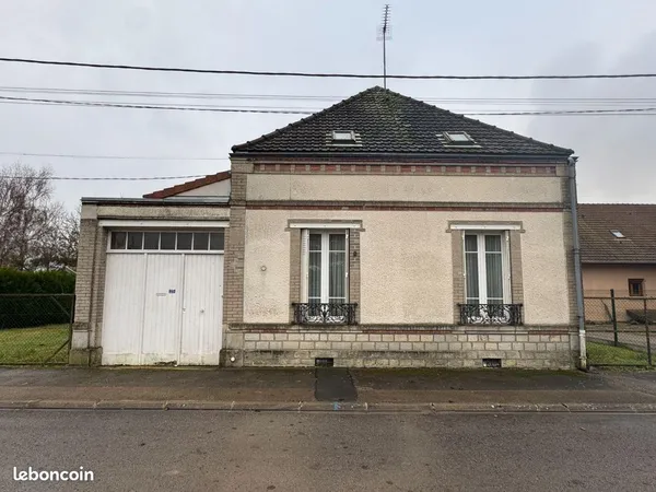 Maison 55 pièces 88 m² 