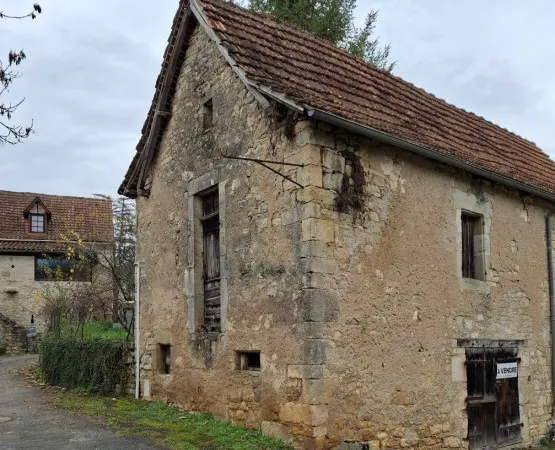 Grange 1 pièce 49 m² 