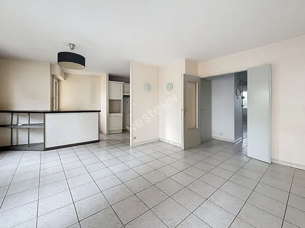 À vendre : Appartement 2 pièces à Rezé avec parking et cave - 150 000 € 