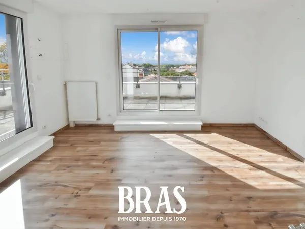 Appartement 4 pièces 79 m² 