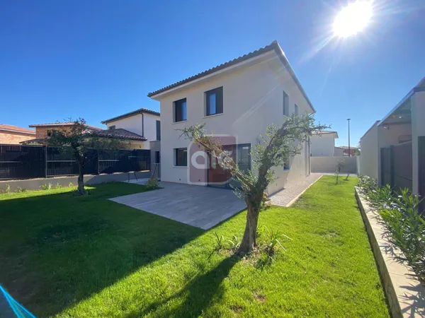 Villa 5 pièces 121 m² 