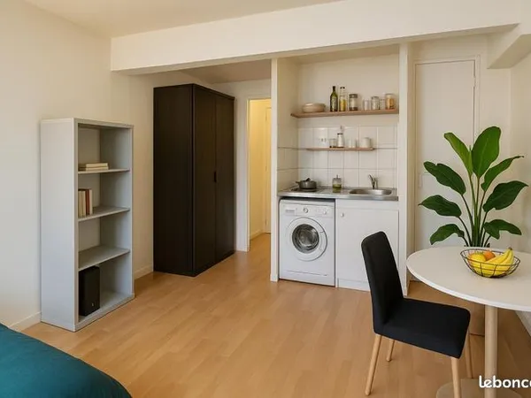 Studio 1 pièce 19 m² 