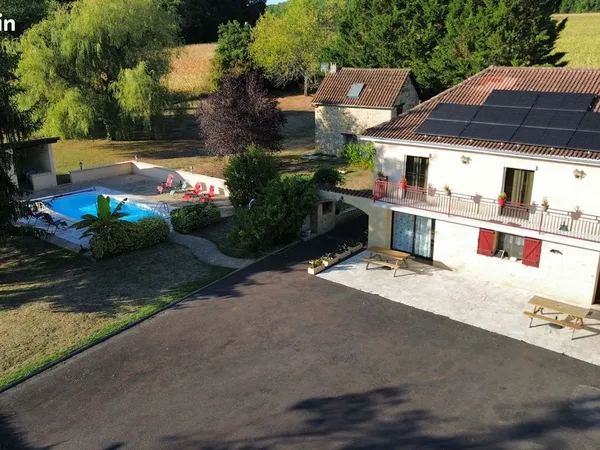 Belle propriété à vendre avec gite 