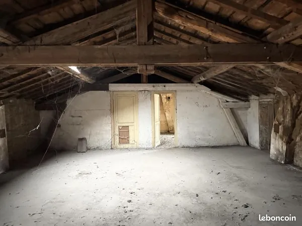 Appartement 1 pièce 57 m² 