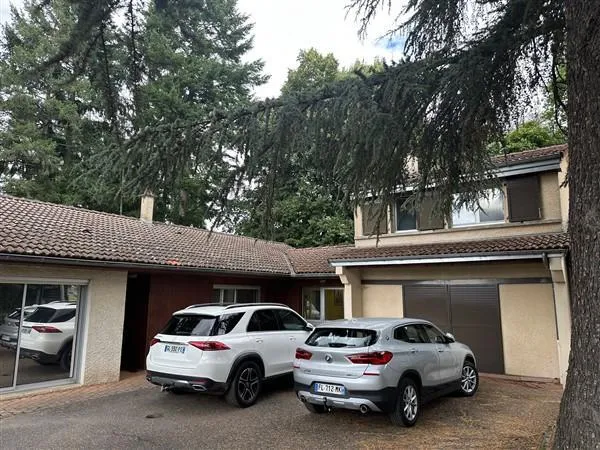 Maison 8 pièces 205 m² 