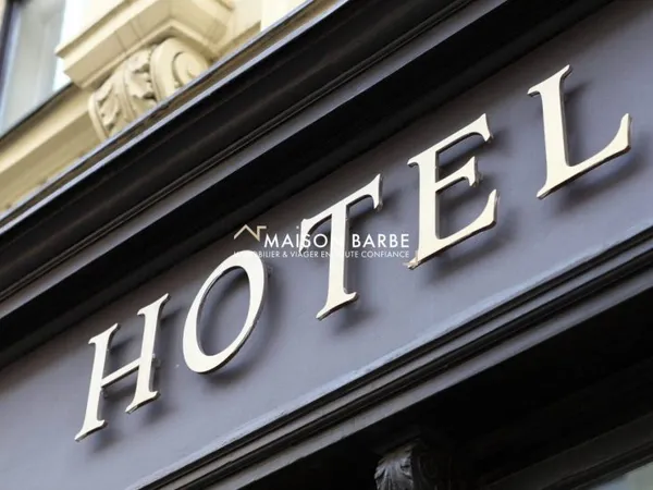 Hôtellerie et restauration Vente Gouvieux   1890000€