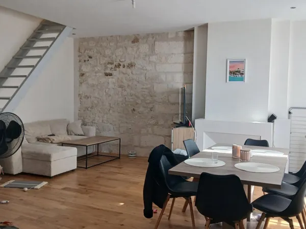 Appartement 1 pièce 49 m² 