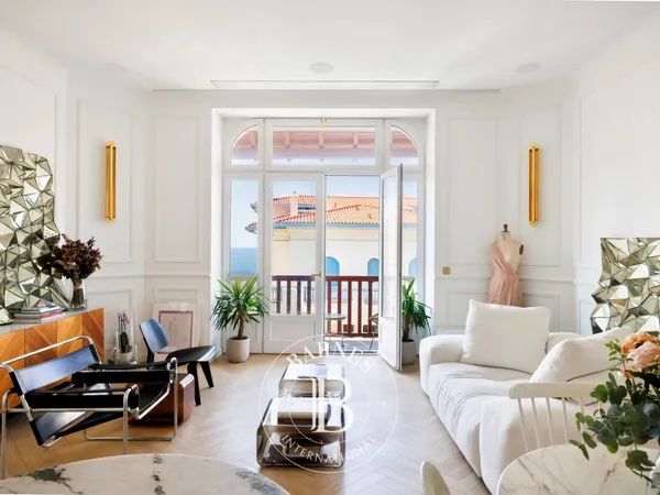 LOUISON - Appartement de standing avec balcon, à quelques pas de la plage - Biarritz 
