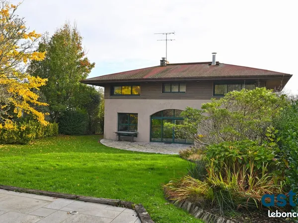 Chalet 7 pièces 187 m² 
