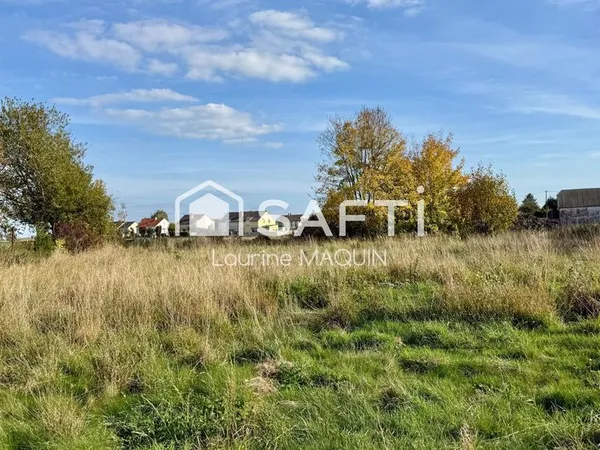 Terrain à bâtir de pratiquement 1 000 m² 