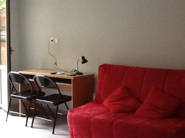 Studio 1 pièce 24 m² 