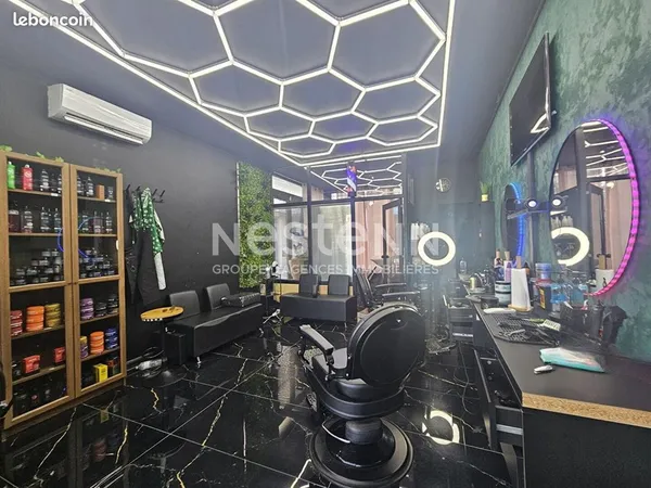 Local 30 m² LA CRAU 