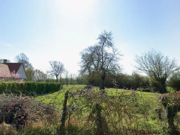 Terrain 600 m² 