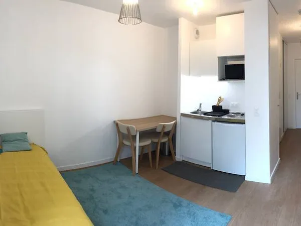 Studio 1 pièce 19 m² 