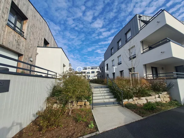 Appartement T1 - 2023 - 35.80 m2 - Terrasse - Parking + Cave 