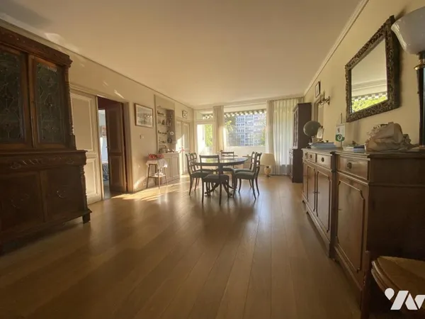 Appartement 5 pièces 125 m² 