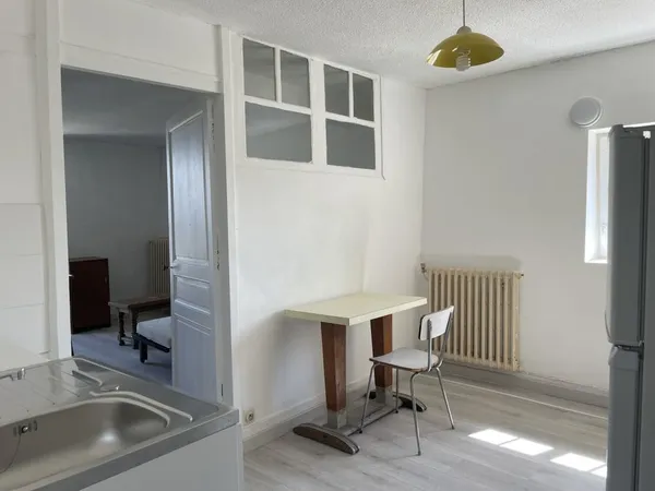 Appartement meublé en centre-ville 
