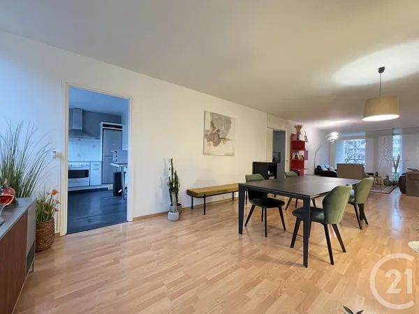 Appartement 3 pièces 98 m² 