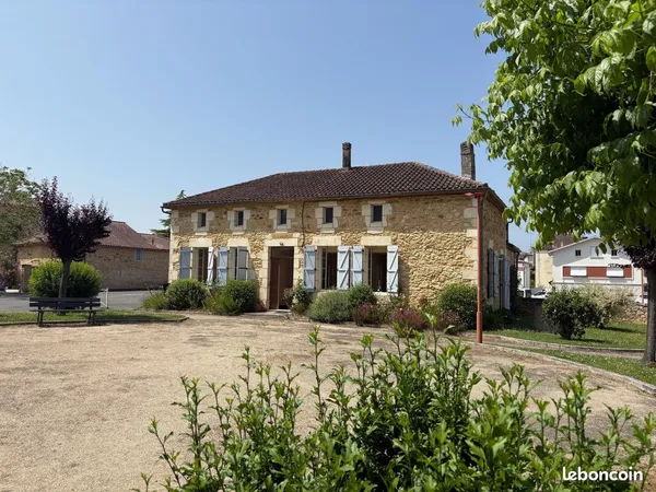 Maison 9 pièces 130 m² 