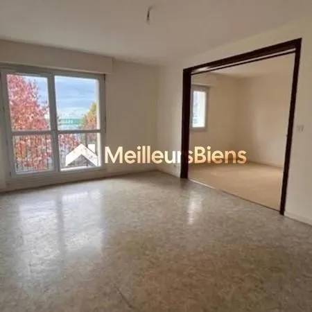 Appartement 4 pièces 77 m² 
