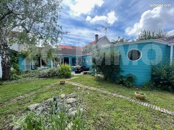 Maison 6 pièces 163 m² 