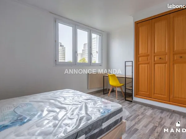 Chambre 5 pièces 13 m² 