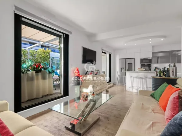 Très bel appartement moderne et lumineux à Golfe Juan 