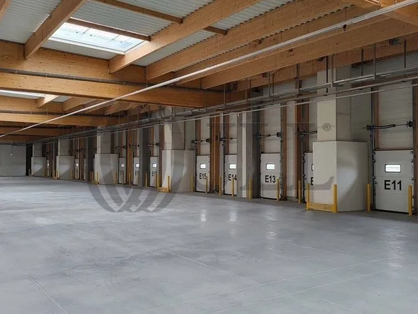 Entrepôt 5402 m² 