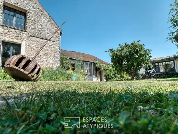 Maison d'artiste à Pussay au coeur de la campagne 