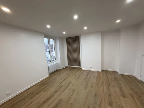appartement F1 avec parking ,rénovation totale 