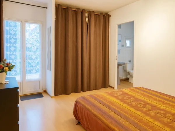 VENTE A VIAS: Appartement T2 en rez-de-chaussée 