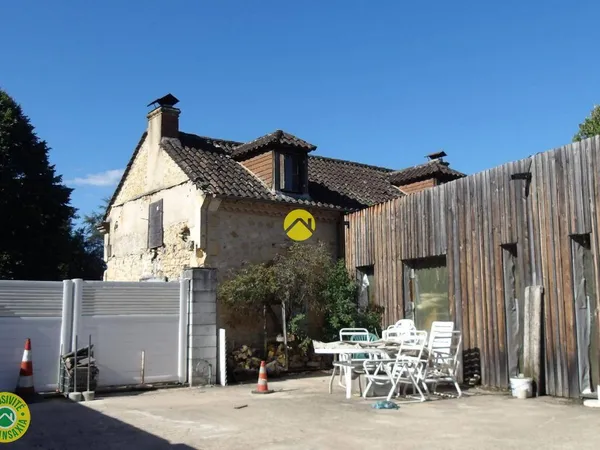 Maison 3 pièces 450 m² 