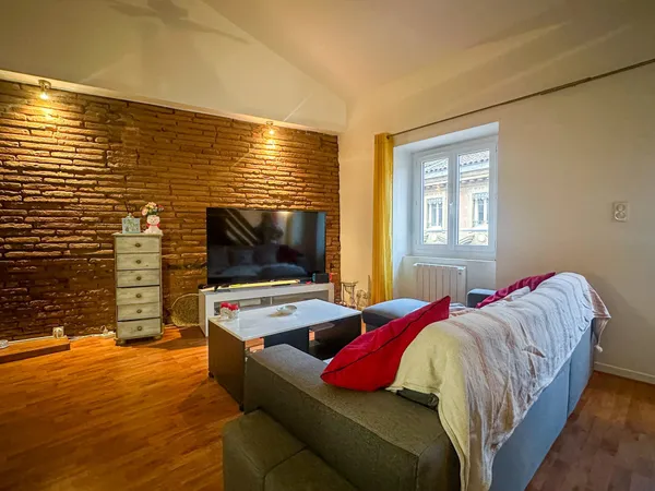 Carmes T2 Meublé 