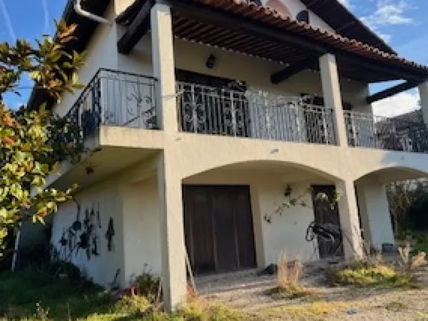 LEVENS VILLA4P GARAGE DOUBLE ANNEXE TERRAIN PLAT 2460M² 