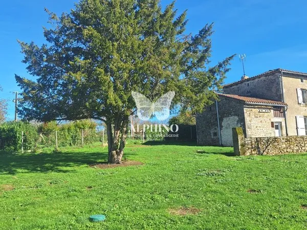 Maison T4 (110 m²) en vente au BOURDEIX 