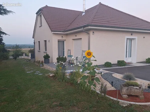 Chambre en COLOCATION, meublée, 10 minutes de Dole, Pour personne seule 