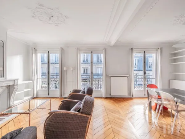 PARIS X - APPARTEMENT 3/4 PIECES DE 74M2 - 5EME ETAGE - GRAND BA 