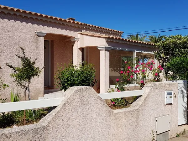 Maison 4 faces à Marseillan 
