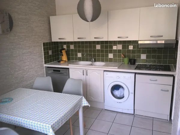 Location T4 meuble 31 AVENUE BIR HAKEIM NIMES 