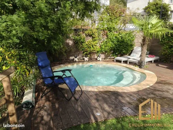Maison 8 pièces 140 m² 