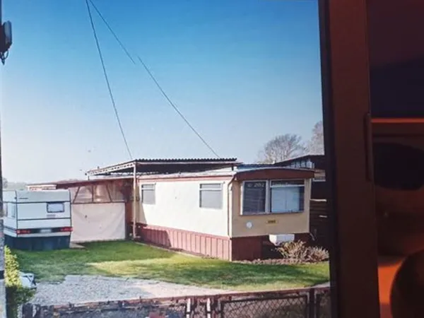 Bungalow (mobil'home + caravane) en bord de Saône 21250 
