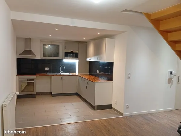 Appartement duplex 100m² Mâcon centre avec garage 