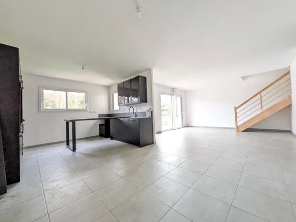Maison 5 pièces 105 m² 