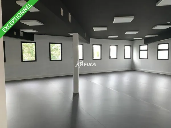 Bureau 280 m² 