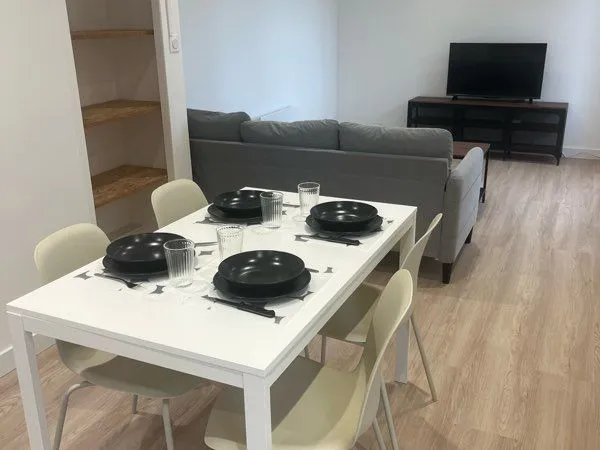 Appartement T4 - Rénové et meublé 