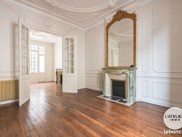 Maison 7 pièces 181 m² 