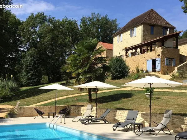 Maison 16 pièces 550 m² 