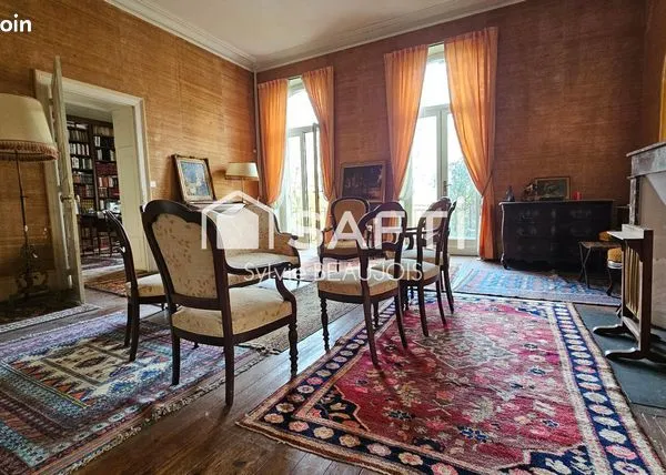 Maison 15 pièces 415 m² 