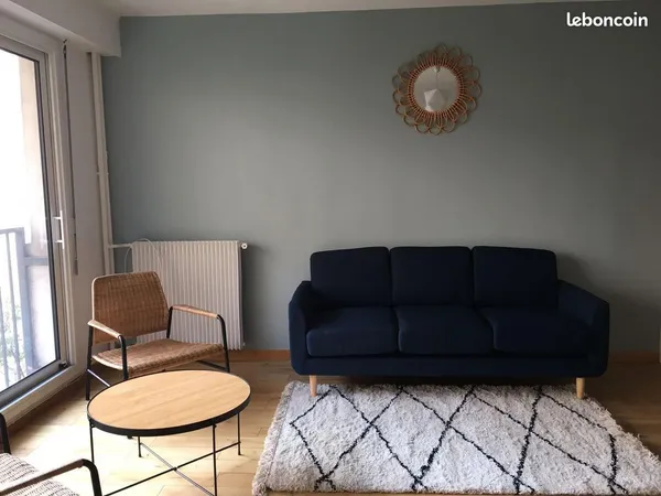 Location Paris 18e - 51m² - 2 pièces lumineux 