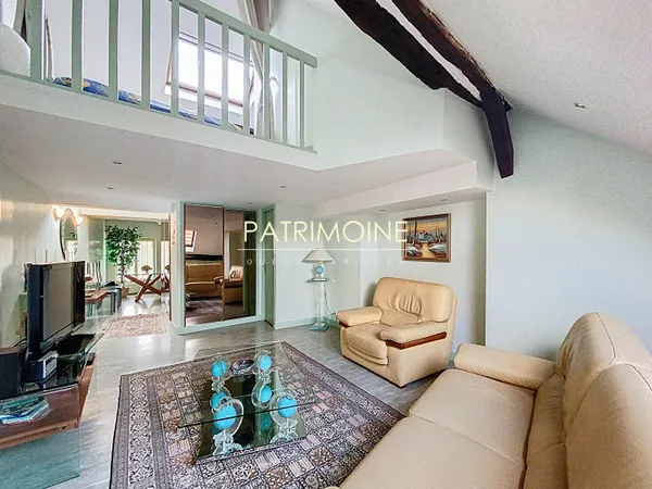 Appartement Saint Germain En Laye 3 pièce(s) en duplex 52.99 m2 